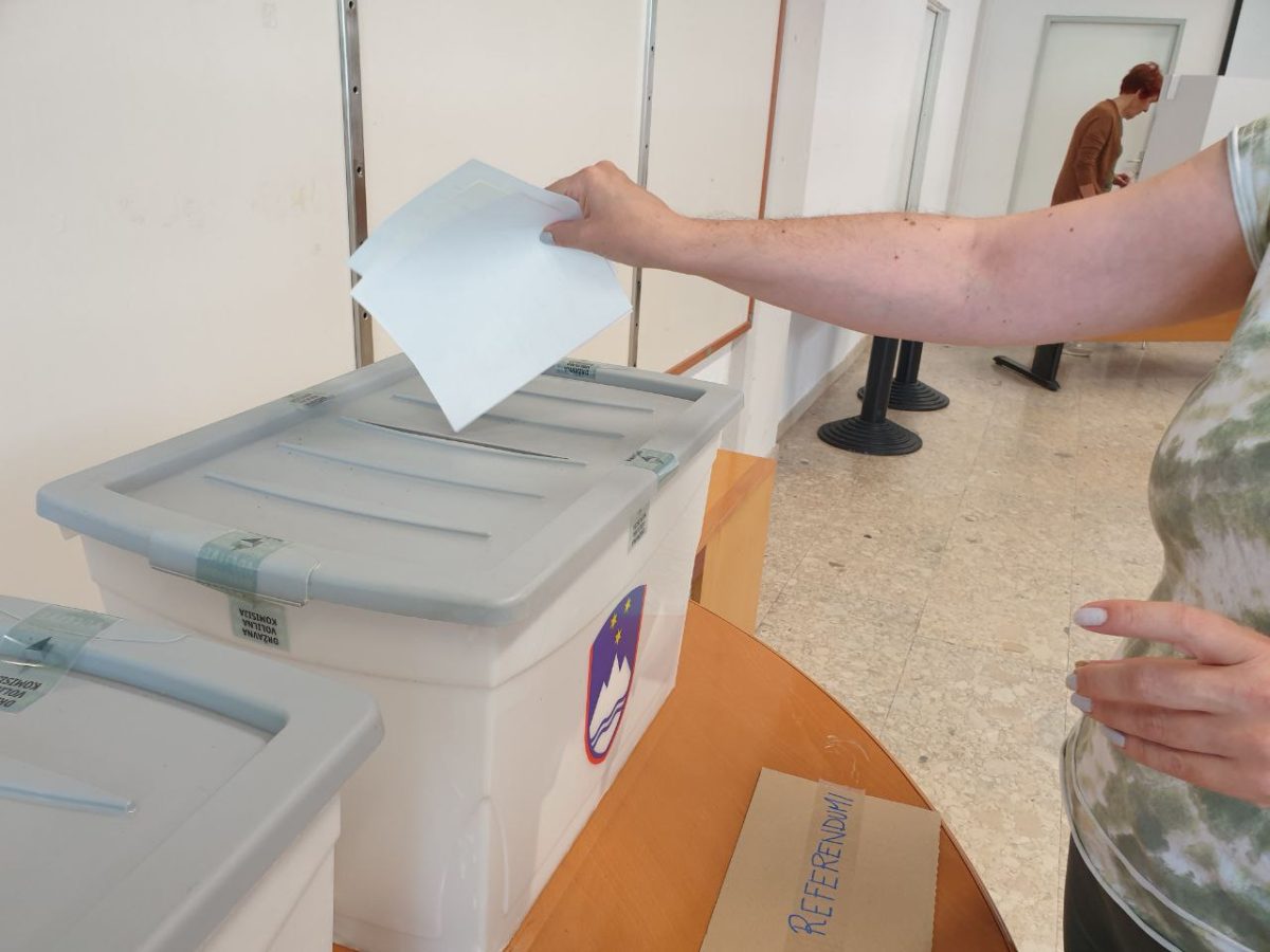 Odzivi na zakon o pomoči pri prostovoljnem končanju življenja