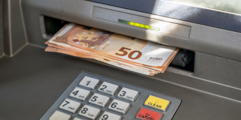 denarna socialna pomoč