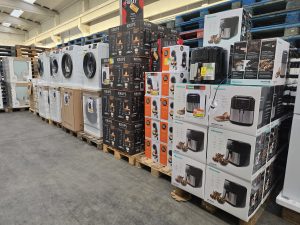 trgovine jager velika šotorska razprodaja