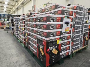 trgovine jager velika šotorska razprodaja