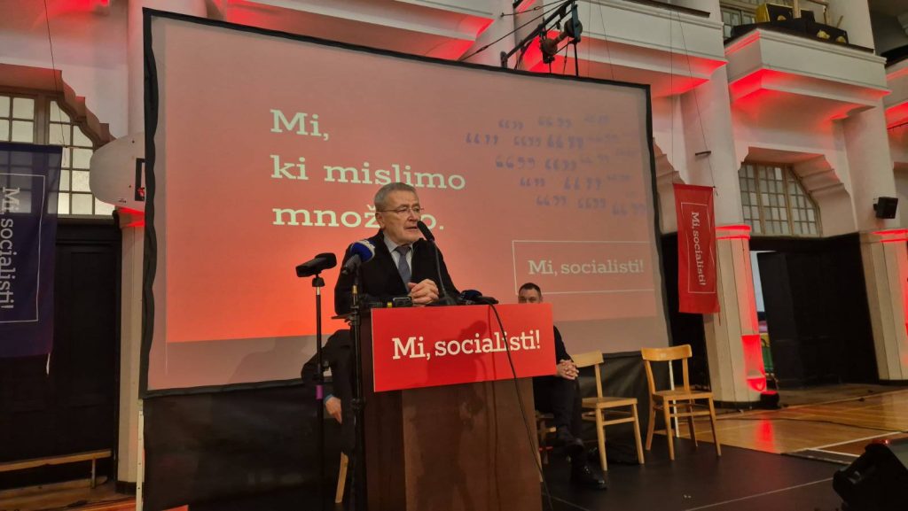Dušan Keber med konferenco stranke Mi, socialisti.