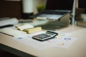 Cene elektrike v slovenskih gospodinjstvih nihajo