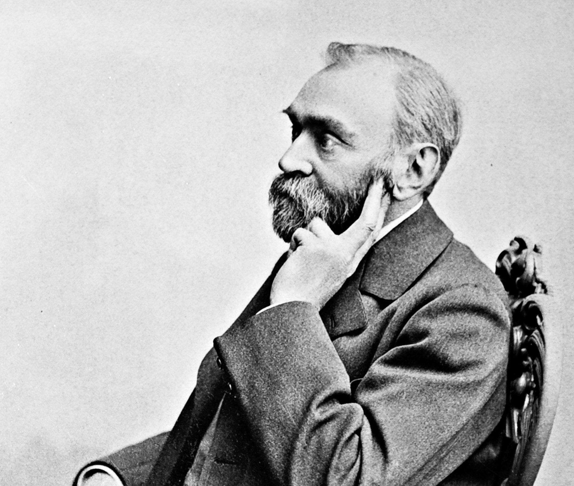 Gösta Florman, Alfred Nobel, (19. stoletje), javna last · digitalna reprodukcija dostopna z Wikimedia Commons (dostop dne 9. 12. 2025).
