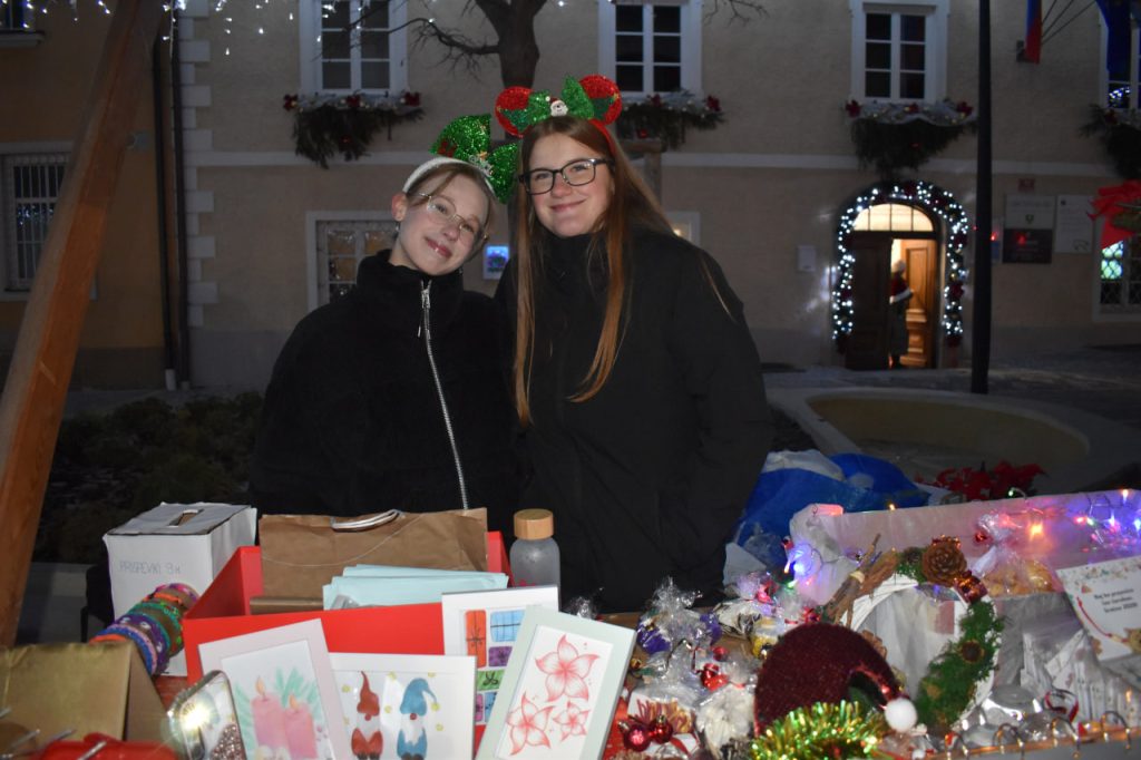 Decembrski utrip v Rušah otroci