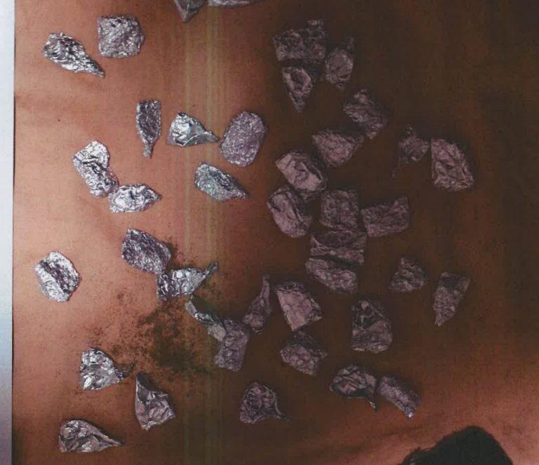 Hišna preiskava, droge