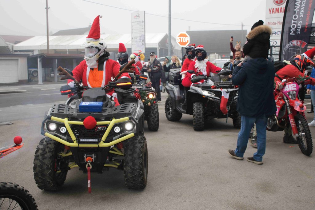 Otroci za otroke Miklavž