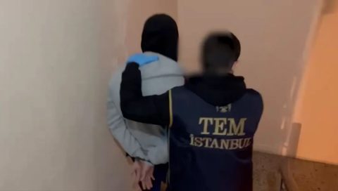 Turčija v novih racijah pridržala več kot sto domnevnih članov Islamske države