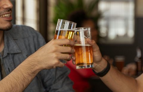 Inšpektorat poziva k spoštovanju pravil glede prodaje alkohola in tobaka