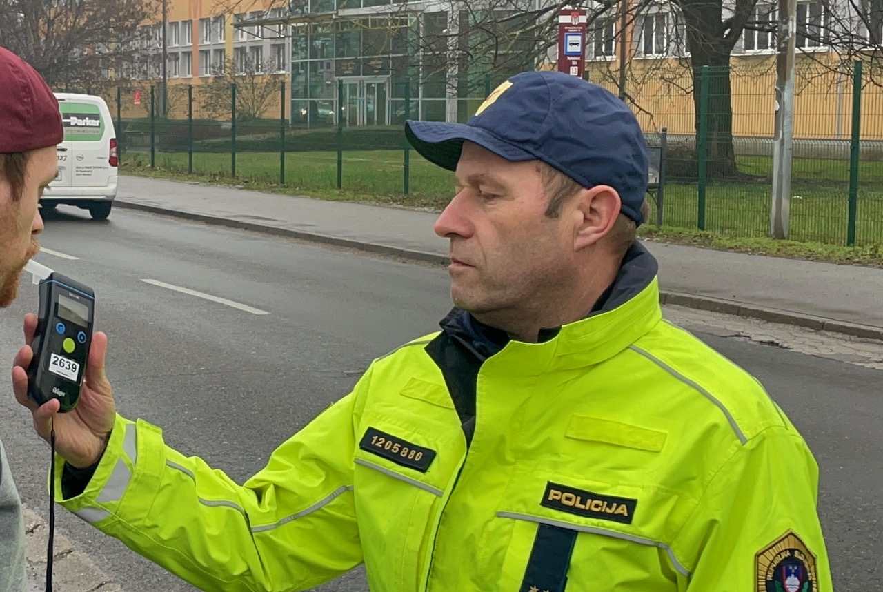 Povzročil prometno nesrečo in pristal v bolnišnici: Ne boste verjeli, koliko je napihal