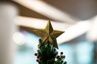 pomen zvezde na vrhu smrečice