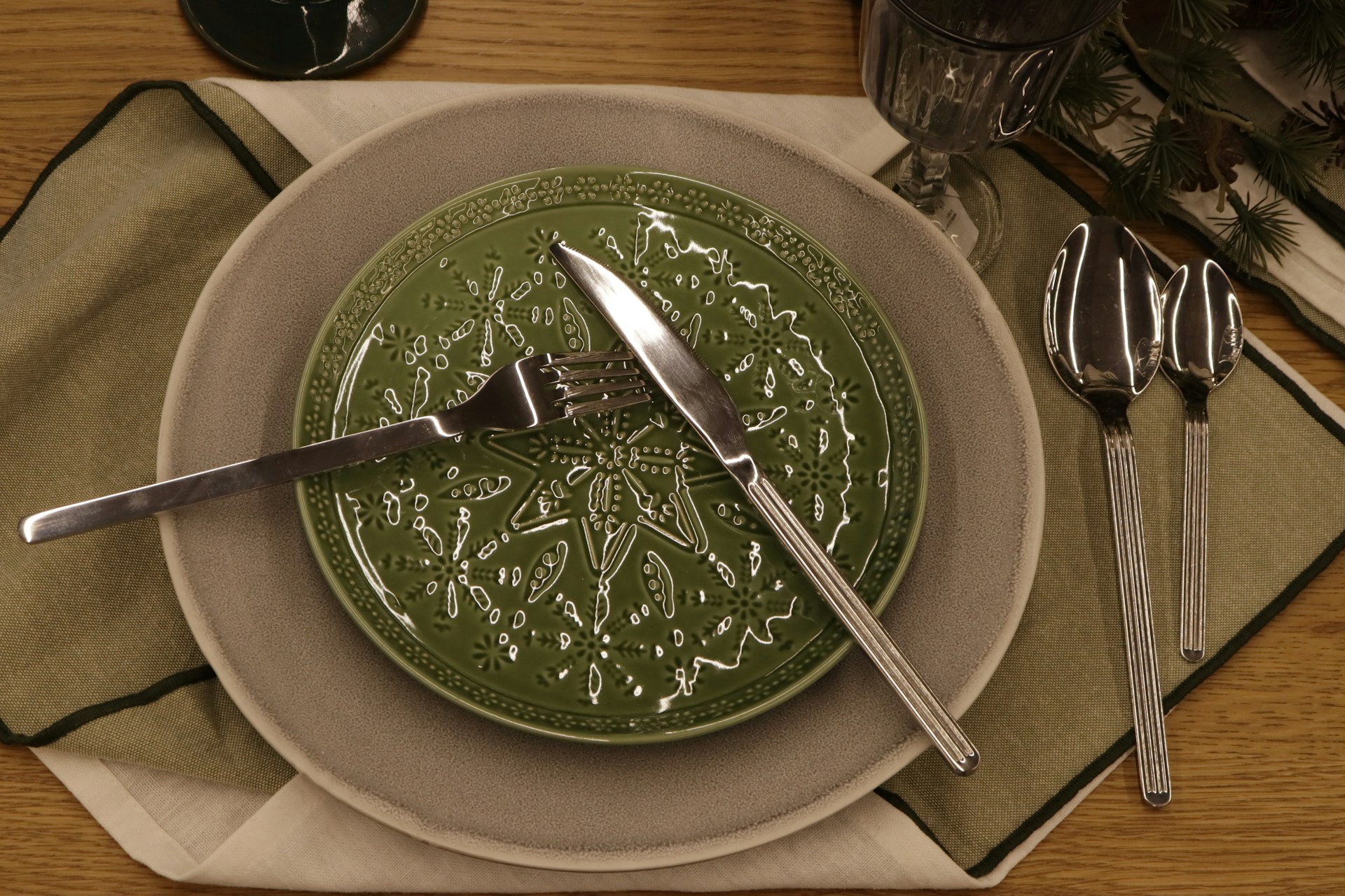 Kako pogosto ob praznikih posegate po slovenskih živilih?