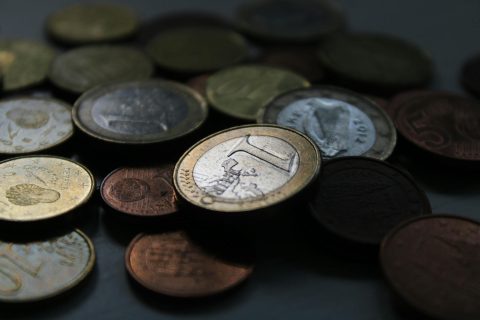 Pod pragom revščine živi 276.000 prebivalcev Slovenije