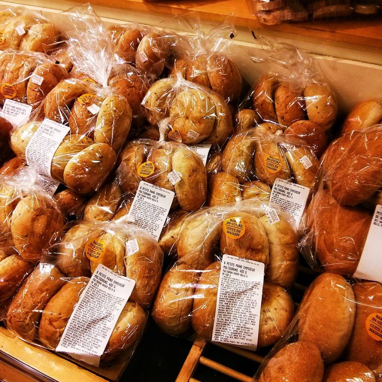 V pekovskih izdelkih odkrili "večne kemikalije".