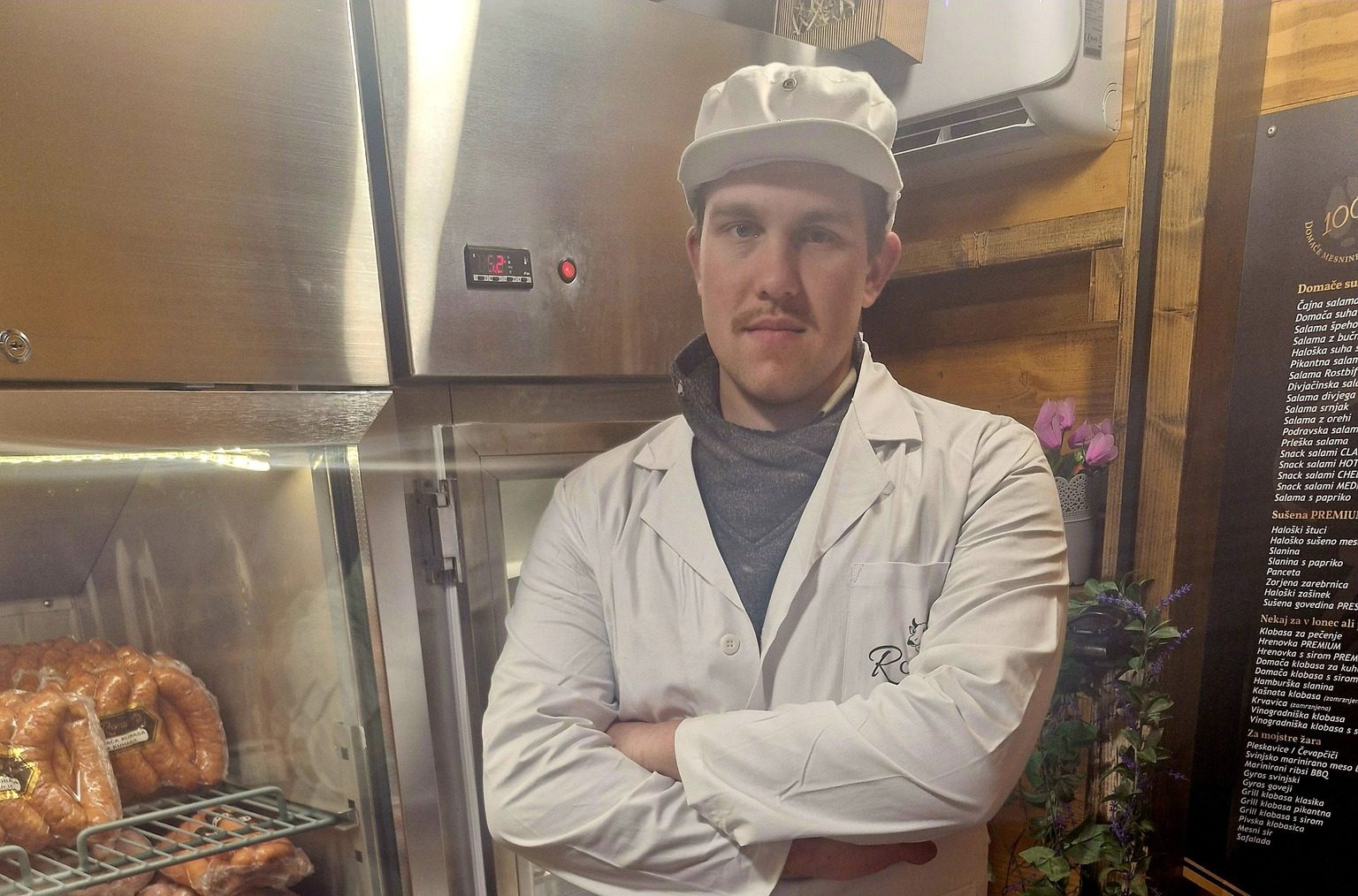 Mlademu mesarju ukradli 2,5 tone mesnin