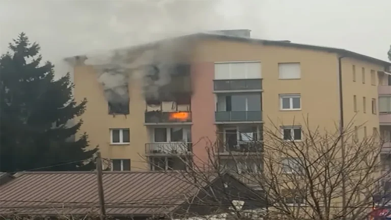 požar v stanovanjskem bloku v Mariboru