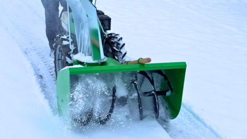 trgovine jager snežna freza