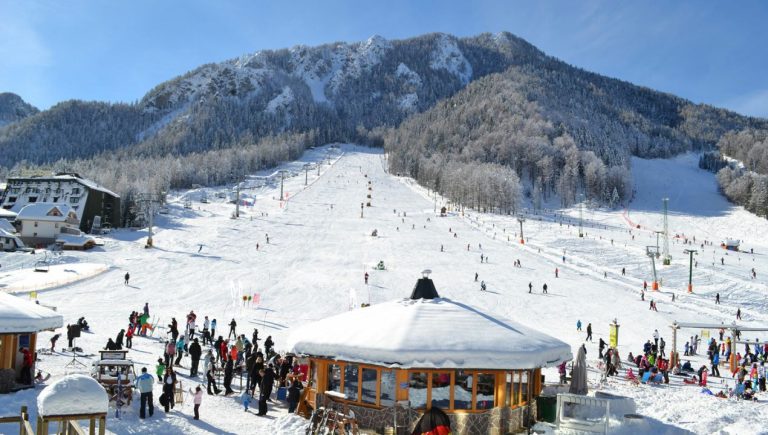 Pomoč hrvaških policistov na slovenskih smučiščih