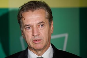 Hospic Slovenija: Golob napovedal ustanovitev javnega zavoda za dostojno slovo