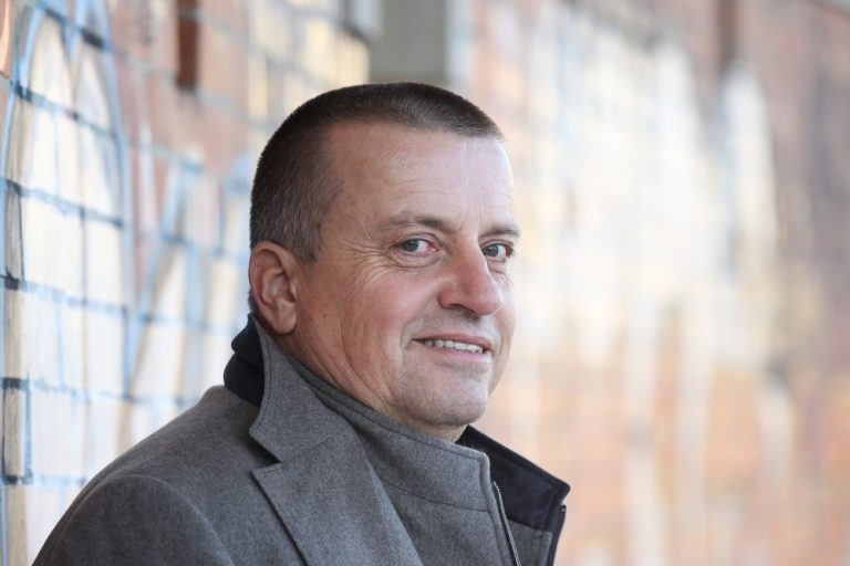 Pretresi v SBC: Pečečnikov zapis razburil podjetnike, sledil odstop