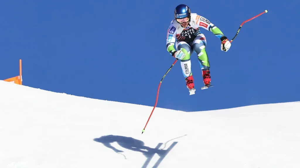 odpovedan moški smuk