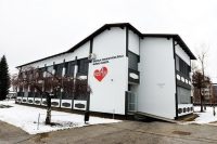 Na SZŠ Murska Sobota se je zgodil napad z nožem, dijakinja že pri pouku