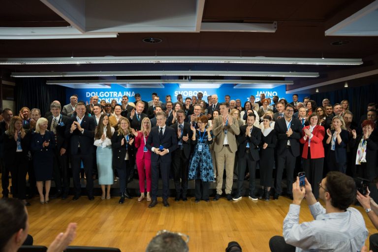 Svoboda napoveduje boj proti "lažem in manipulacijam", pripravljeni so na drugi mandat