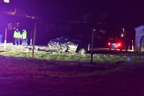 FOTO: V okolici Maribora voznica močno trčila v drug avtomobil, voznik hudo poškodovan