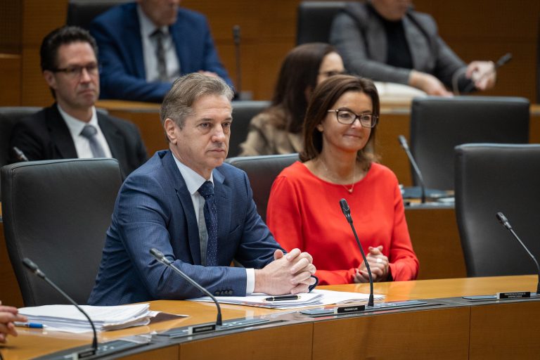 Katera koalicija se vam zdi najbolj verjetna po volitvah? (ANKETA)