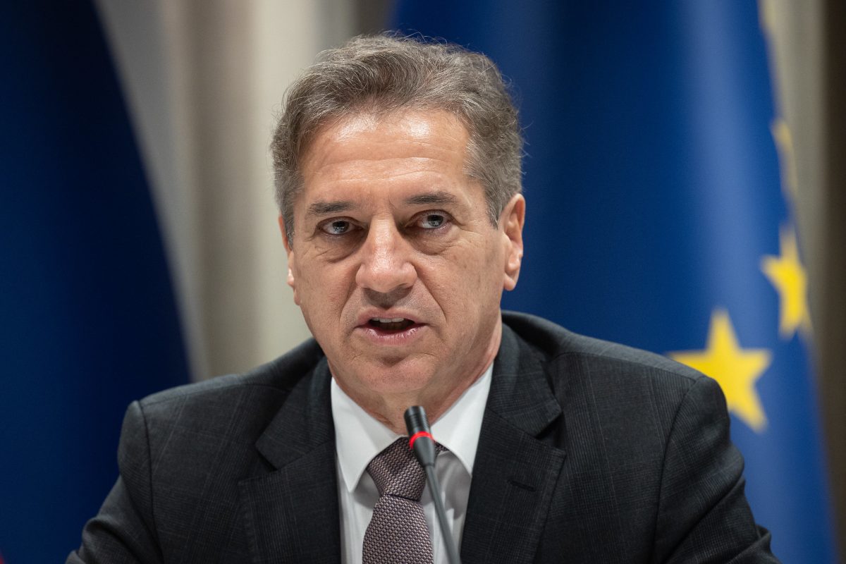 Vlada pripravlja interventne ukrepe zaradi zaostrenih geopolitičnih razmer