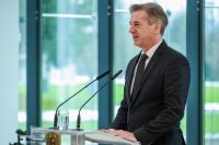 "Največji škandal v zgodovini Slovenije": Golob bo po volitvah sklical SNAV