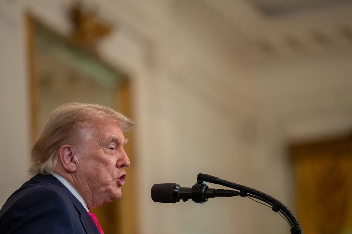 Trump razglasil konec spopadov, a resnica je daleč od tega