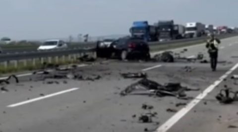 Usodna pot proti Sloveniji: Čelno trčenje na avtocesti zahtevalo štiri žrtve