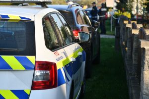 Policisti zasegli vozilo in vrnili ukradene predmete oškodovanki