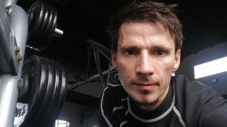 Nekdanji smučarski skakalec Robert Kranjec hudo poškodovan v prometni nesreči