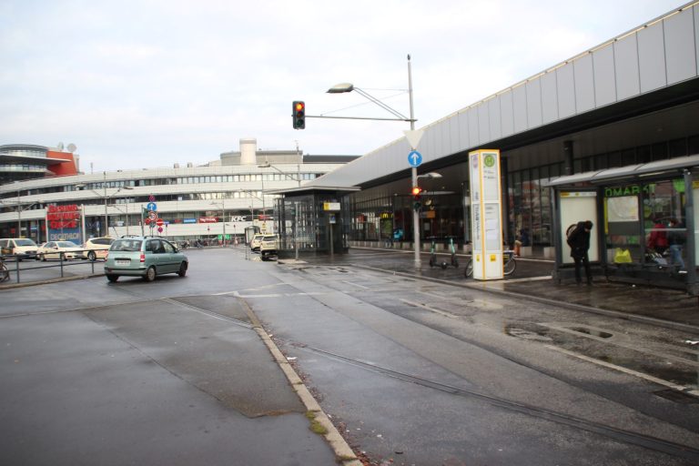 Po mestu le 30 km/h: Izkušnje iz tujine, ki bi jih potrebovala tudi Slovenija
