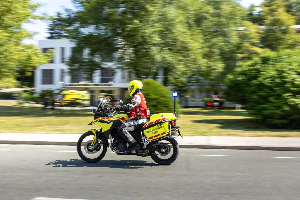 Veste, zakaj so tako pomembni reševalci motoristi?