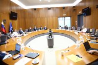 Po napornem ponedeljku pred poslanci danes še preostanek Janševe nove ekipe