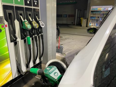 Nove cene goriv do 22. junija: Če 'tankate' dizel, boste plačali več