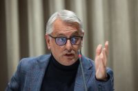 Konec ugibanj o sodelovanju: Han pojasnil, zakaj je dialog padel na izpitu zaupanja