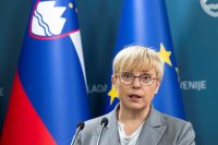 Mahnič predsednico obtožuje sodelovanja z ruskimi vohuni, iz urada ostro vrnili udarec