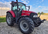 Sredi noči izginil traktor, vreden 60 tisoč evrov: Neznanci za sabo pustili le poškodovano ograjo