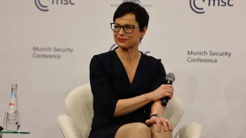 marta kos
