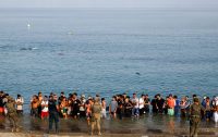Anketa: Podpirate vračanje migrantov, ki so nezakonito vstopili v EU?