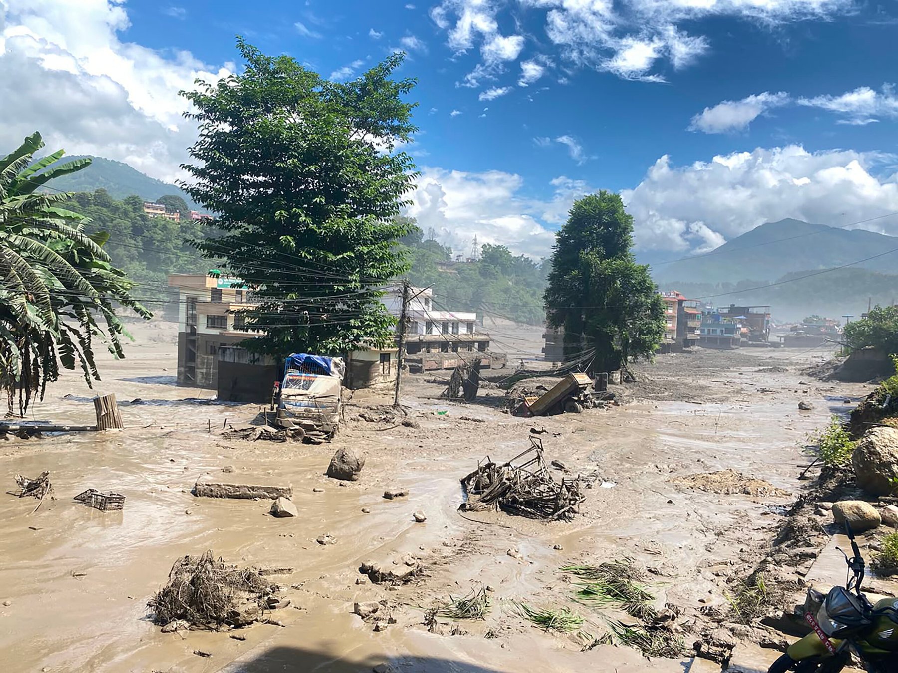 nepal poplave