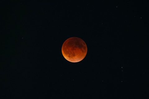 krvava luna