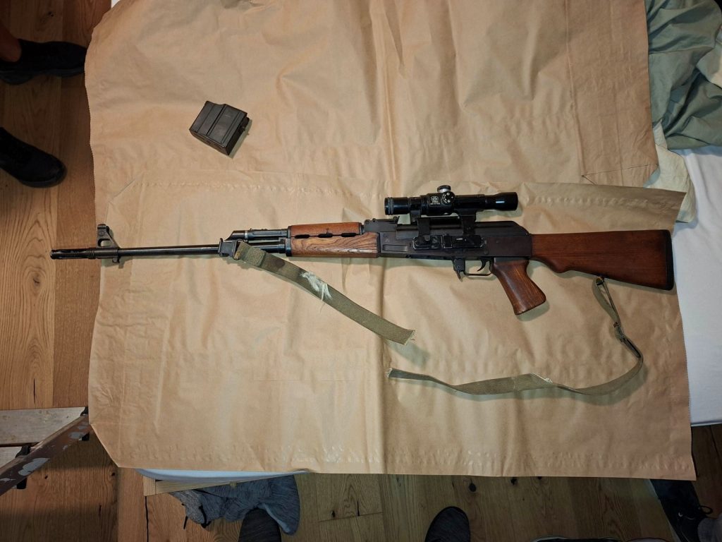 puska orozje policist moste