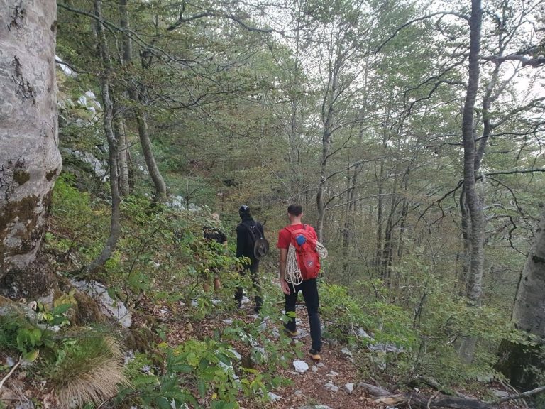 Brezplačen panoramski polet: Fanta lagala o poškodbi, da bi ju reševalci odpeljali s helikopterjem
